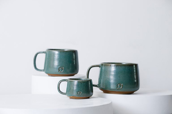 Ceramic three piece mug set.